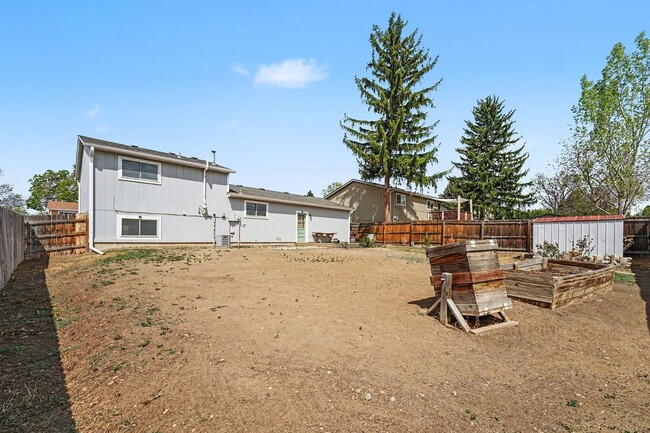 Building Photo - Exceptional and spacious three bedroom, two bath home in Thornton.