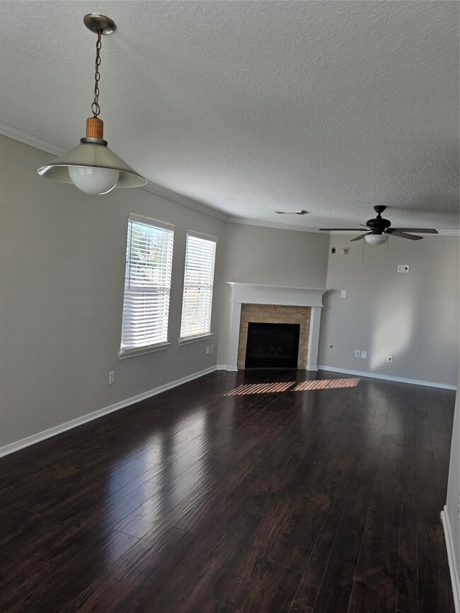 Building Photo - 15146 Grassington Dr