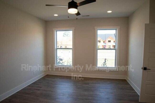 Building Photo - 519 Harjo Dr