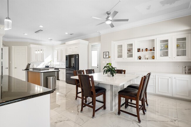 Building Photo - 25307 Piney Bend Ct