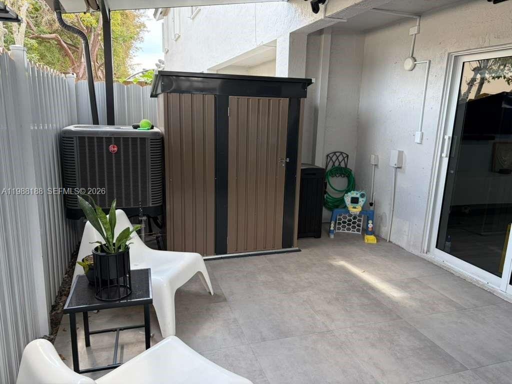 Building Photo - 14113 SW 120th Ct