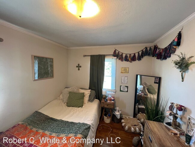 Building Photo - 3 br, 2 bath House - 16 Argyle Road