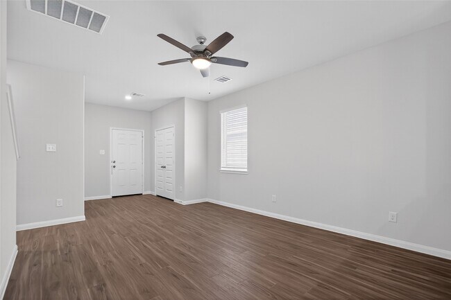 Building Photo - 13312 Burbot Dr