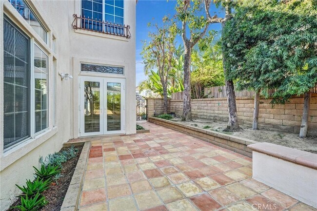 Building Photo - 25711 Wood Brook Rd