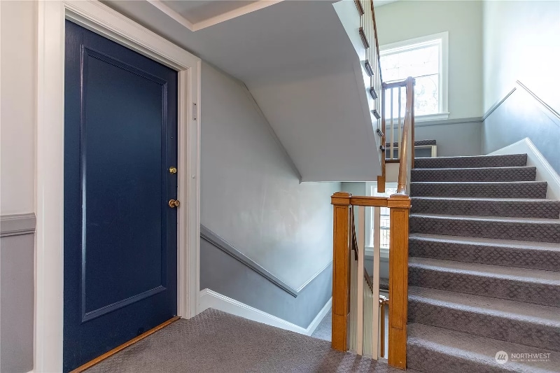 Building Photo - 321 Boylston Ave E