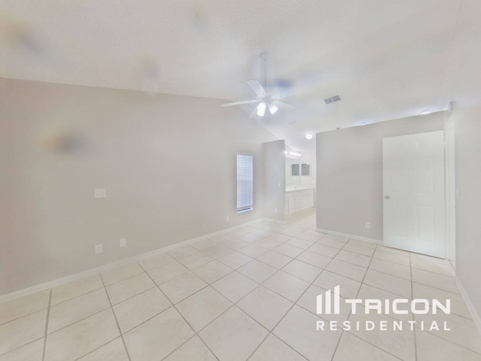 Building Photo - 1519 Carter Oaks Dr