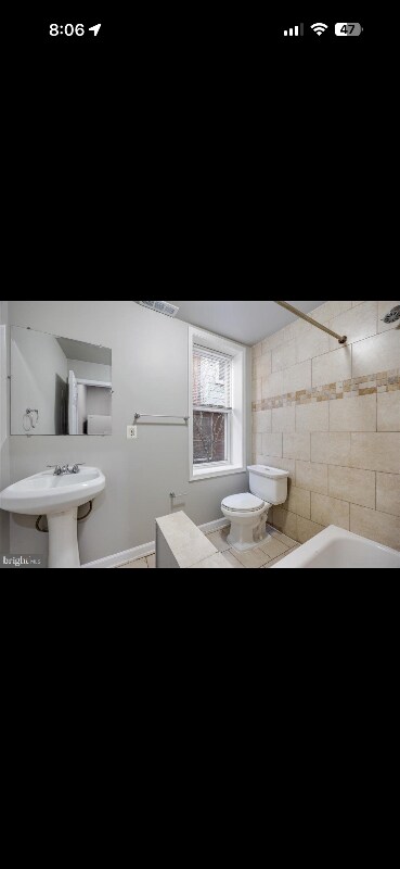 Building Photo - 109 W Logan St