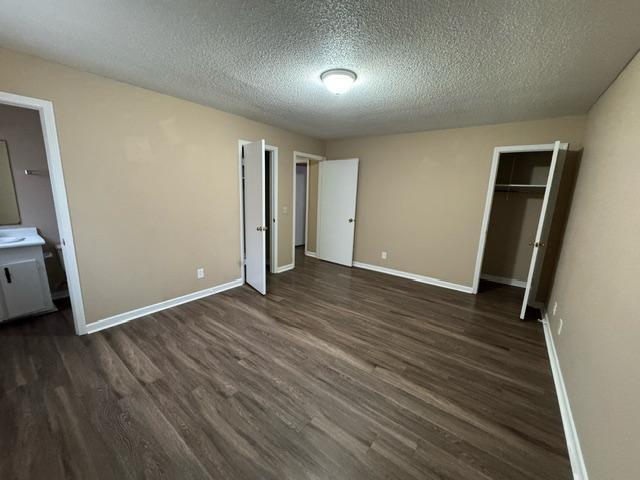 Building Photo - 224 Sunnydale Dr