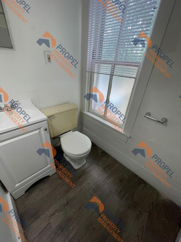 Building Photo - 411 W 3rd St