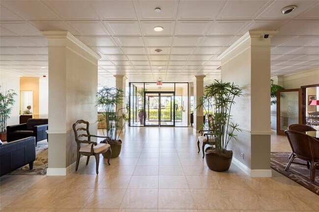 Building Photo - 1621 Gulf Blvd