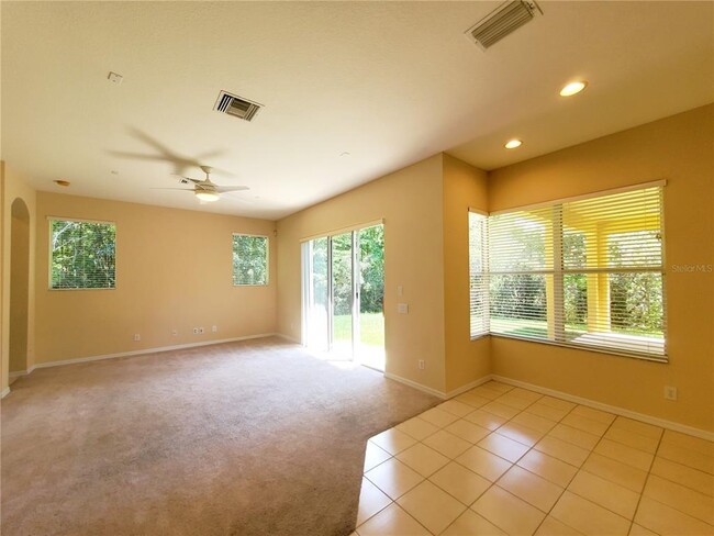 Building Photo - 12825 Castlemaine Dr