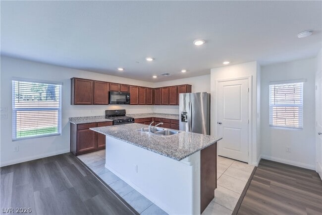 Building Photo - 4983 Angel Heart St