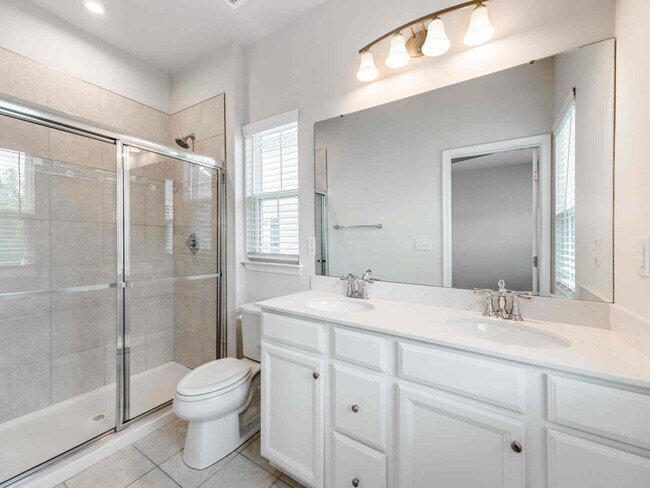 Building Photo - 10756 Overlook Mountain Dr