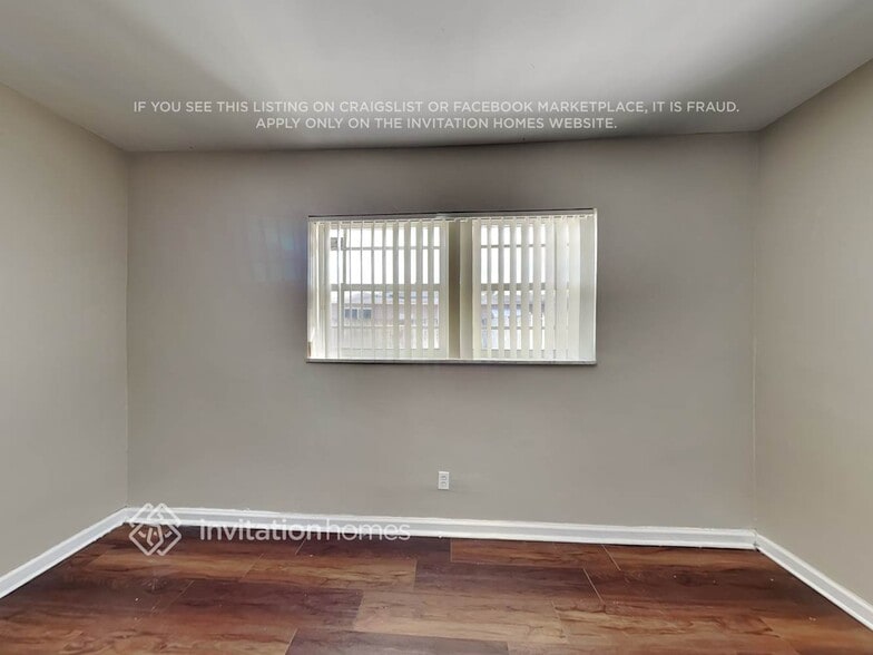 Building Photo - 5020 Taylor St