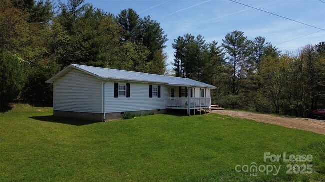 Building Photo - 355 Round Knob Church Rd