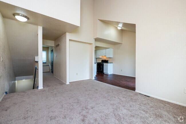 3BR, 1.5BA Townhome - 1,740SF - Living Room - Bryant Manor