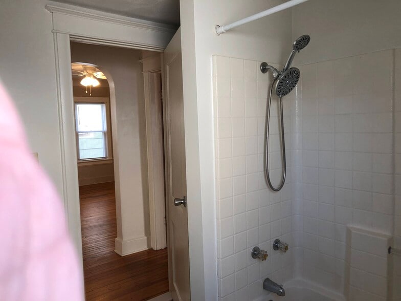Building Photo - 48 Dennison Ave