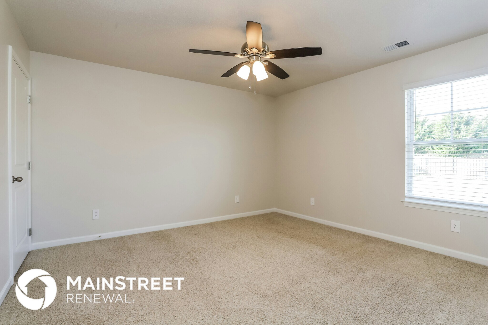 Building Photo - 557 Smoky Valley Ln