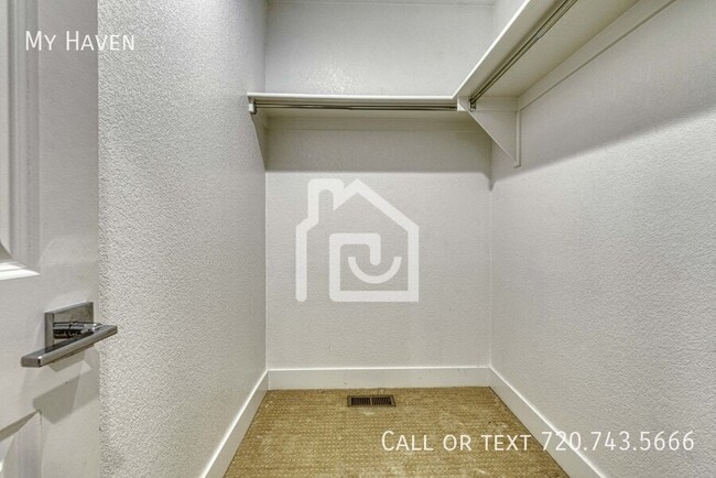 Building Photo - 1405 Knox Ct