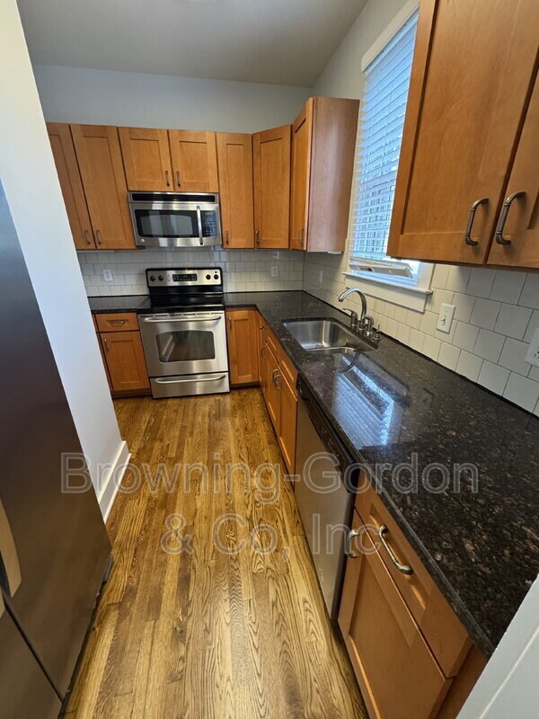 Building Photo - 1410 Caldwell Ave