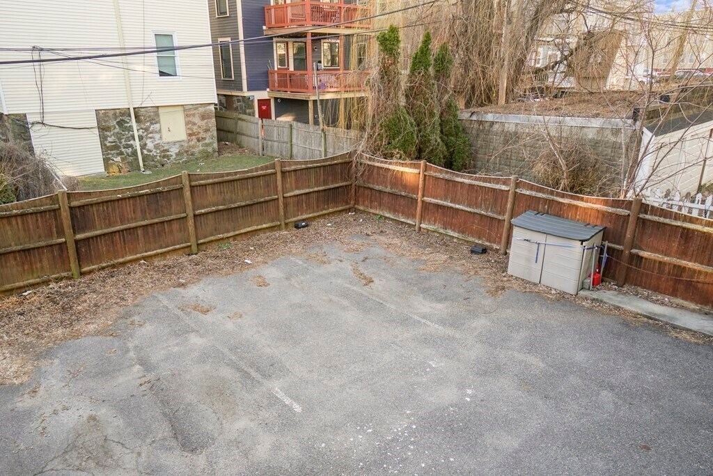 Building Photo - 6 Howell St