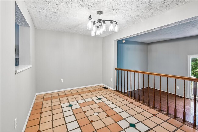 Building Photo - 8346 Sperry Ct