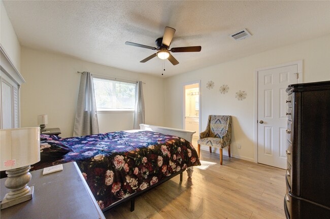 Building Photo - 16523 Rawhide Trail