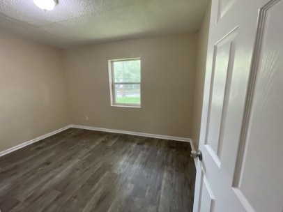 Building Photo - 3138 W 15th St