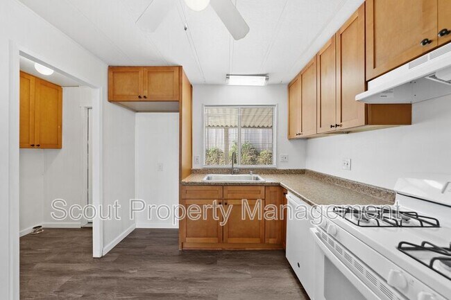 Building Photo - 33320 Barley Ln
