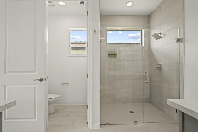 Building Photo - 11340 SW Lyra Dr.