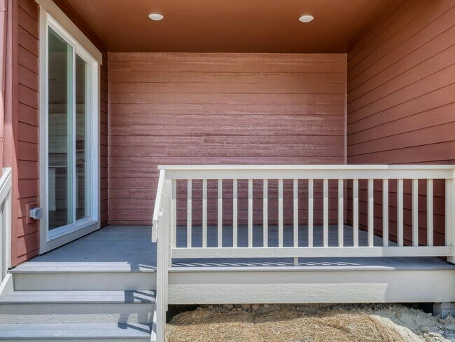 Building Photo - 8997 Borrowdale Ln