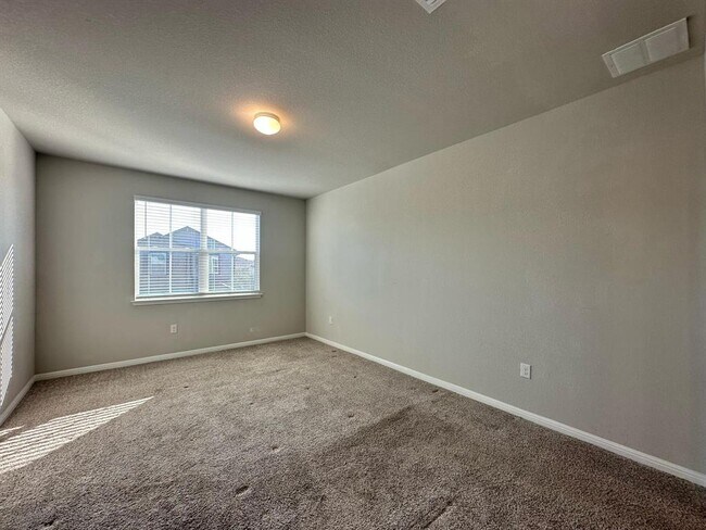 Building Photo - 14010 Luisium View