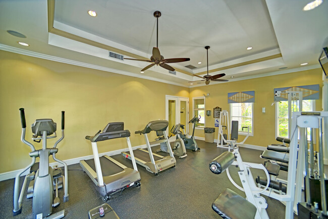 Building Photo - 275 Murcia Dr