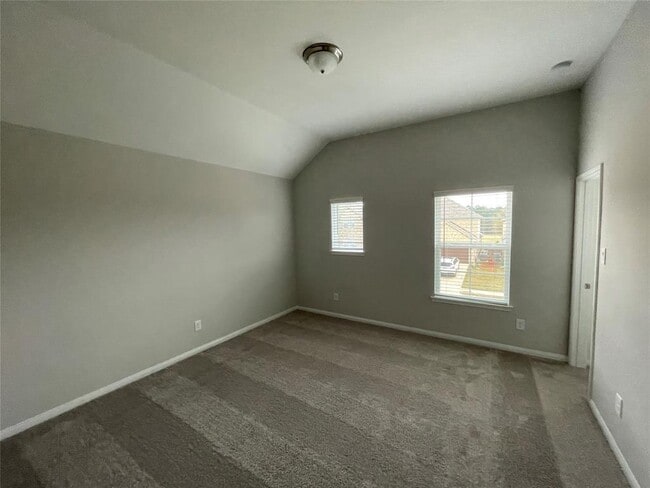 Building Photo - 2172 Woodland Pine Dr