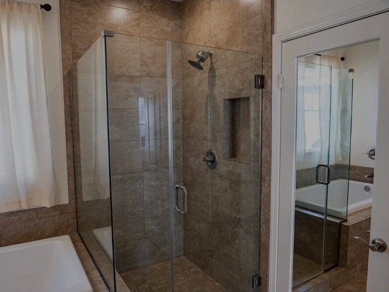 Building Photo - 520 Nile River Dr
