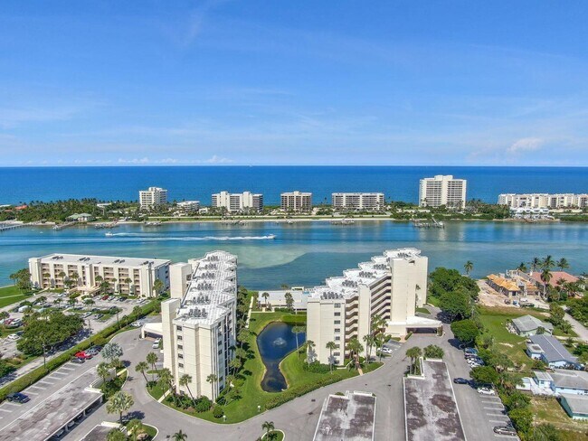 Building Photo - 19800 Sandpointe Bay Dr