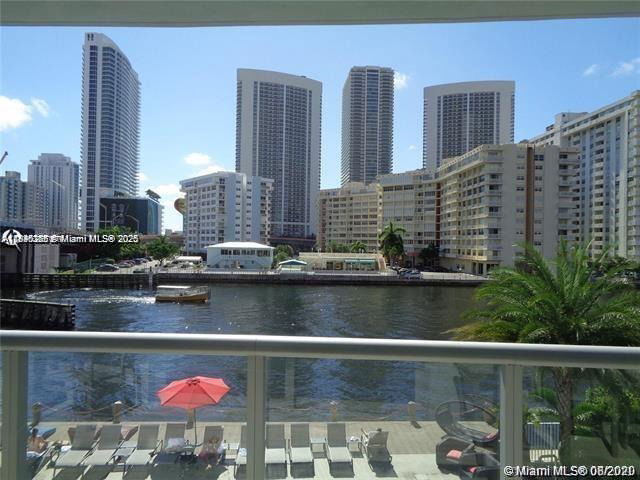 Primary Photo - 2600 E Hallandale Beach Blvd