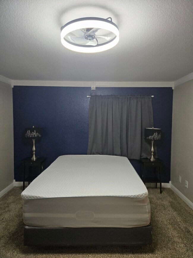 Building Photo - 44207 61st St W