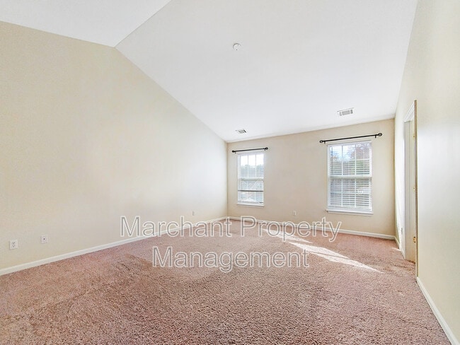 Building Photo - 9 Sunfield Ct