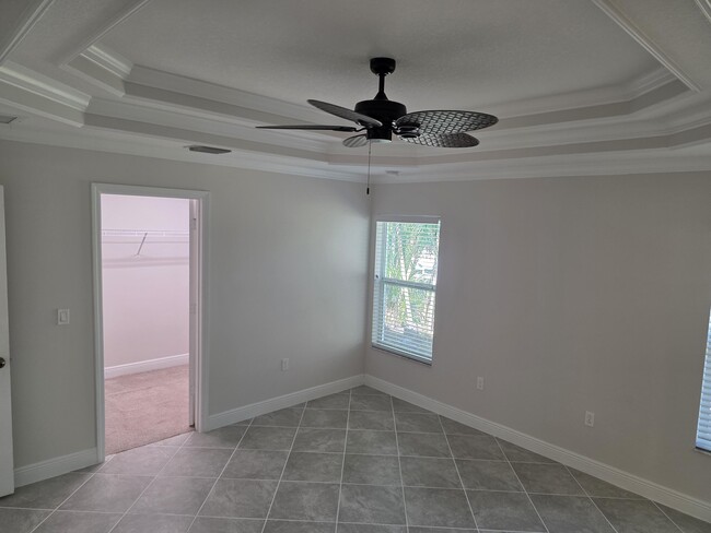 Building Photo - 5996 NW Baynard Dr