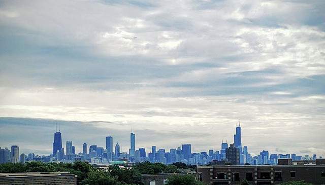 Building Photo - 4814 N Clark St