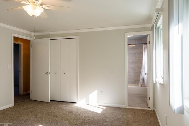 Building Photo - 14323 Mary Grove Dr
