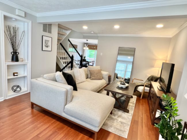 Building Photo - 7821 Edmunds Way