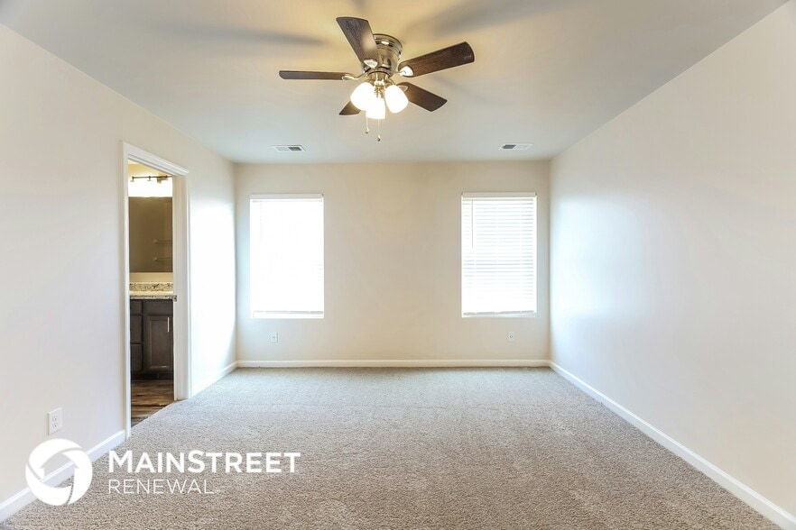 Building Photo - 281 Hillcrest Dr