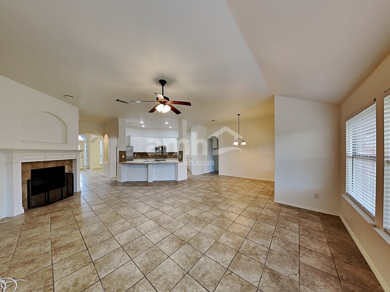 Building Photo - 200 Boardwalk Ave