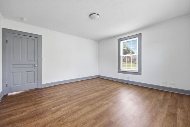 Building Photo - Renovated 2 Bed 1 Bath Home in Erwin