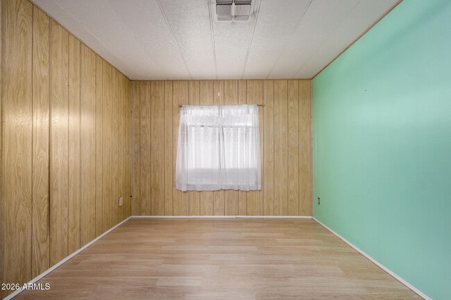 Building Photo - 8421 E Main St