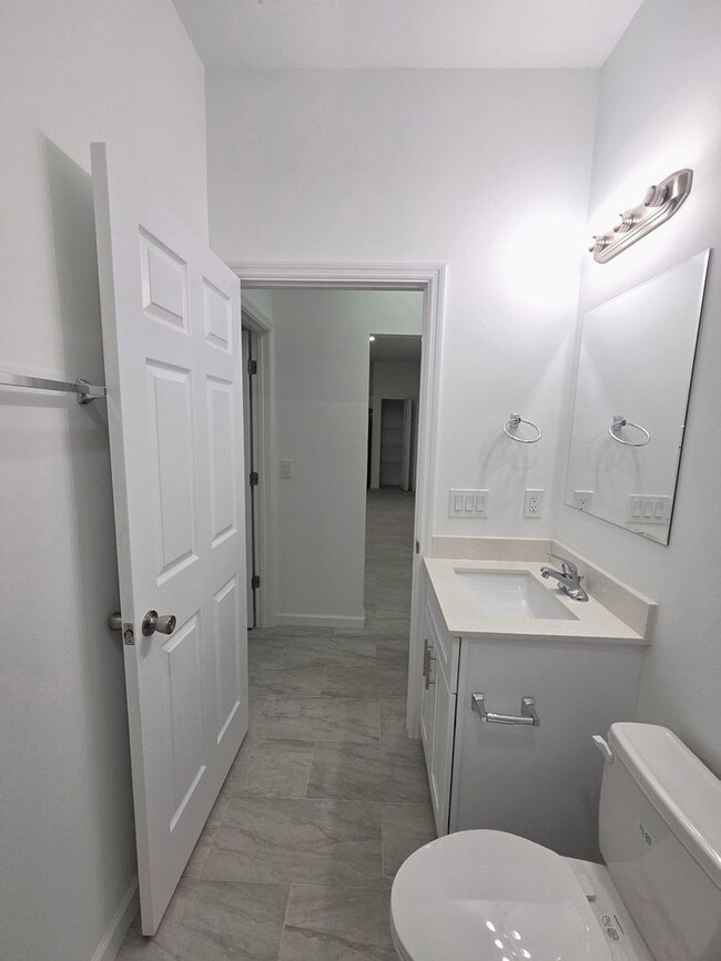 Building Photo - BRAND NEW 4/2/2-SOUTH LEHIGH ACRES