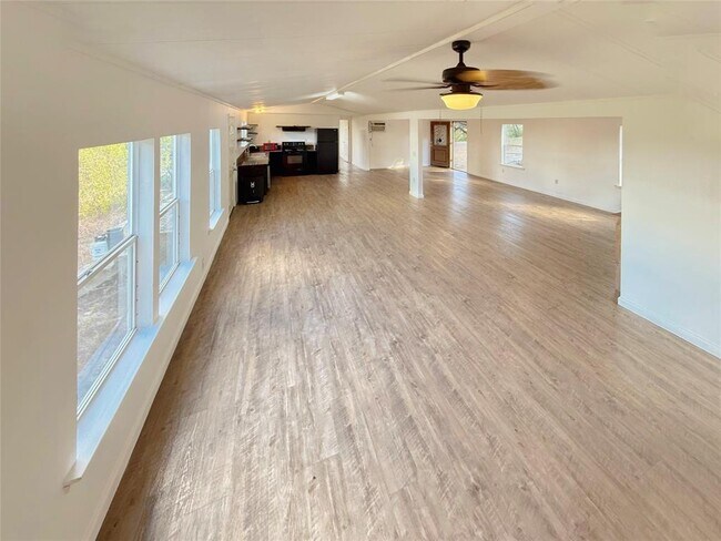 Building Photo - 10601 Ridge Rim Dr