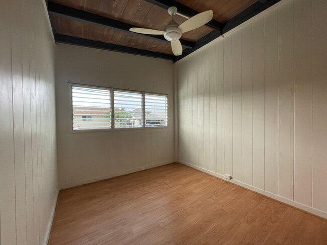 Building Photo - SINGLE FAMILY HOME IN KAILUA